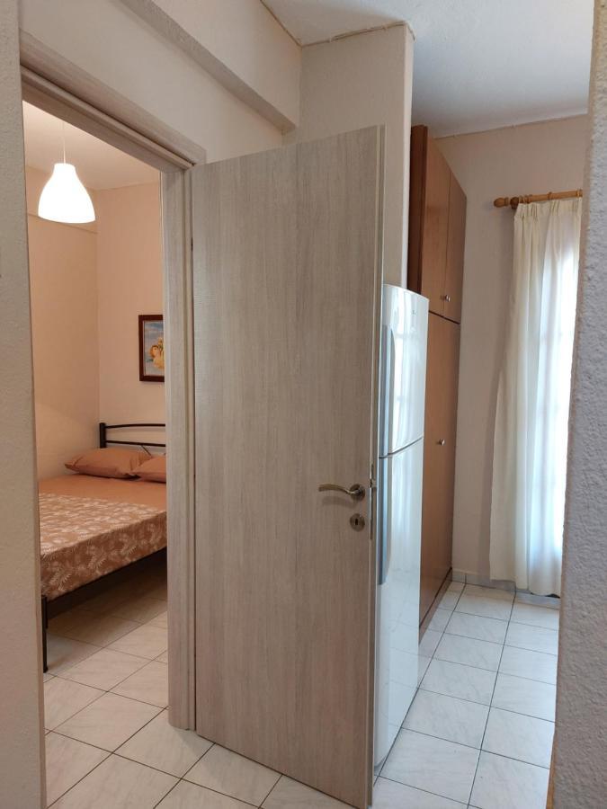 Athina Vourvourou Apartments Exterior photo